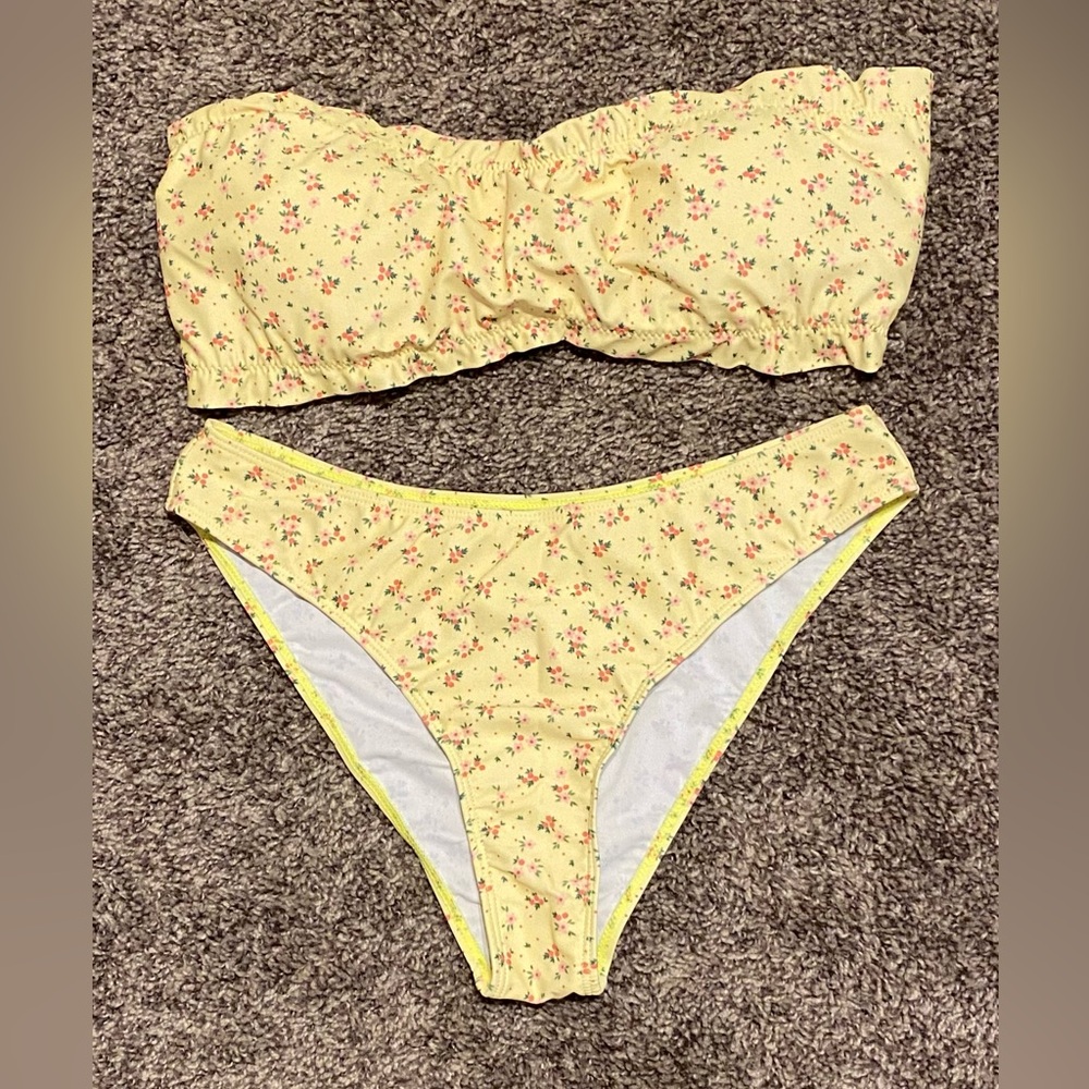 Yellow bikini